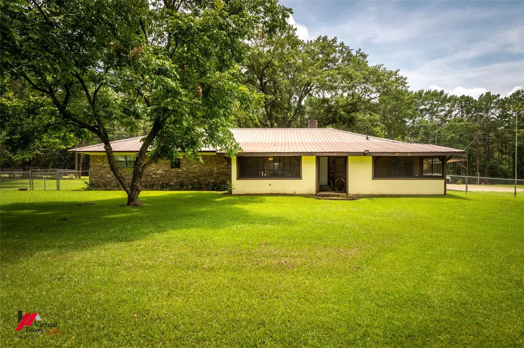 1010 Plain Dealing Road Springhill LA 71075