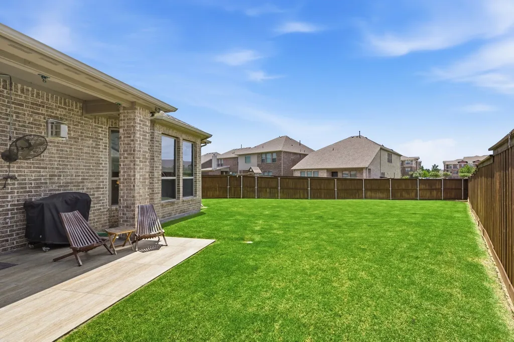 4721 Franklin Drive Carrollton TX 75010
