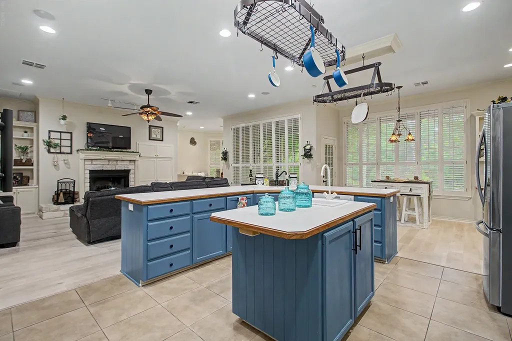 3558 S Nolan River Road Cleburne TX 76033