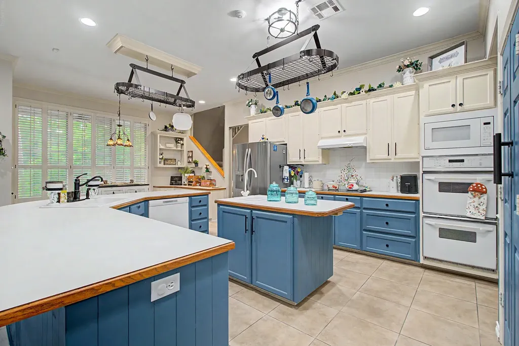 3558 S Nolan River Road Cleburne TX 76033