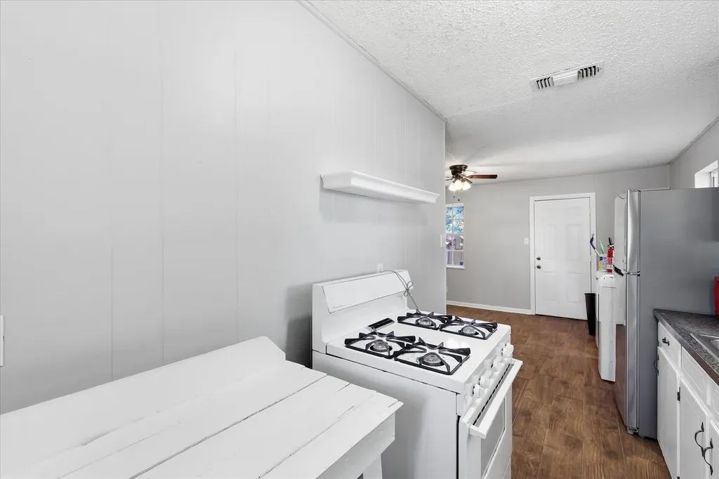 332 Ruth Street Denton TX 76205