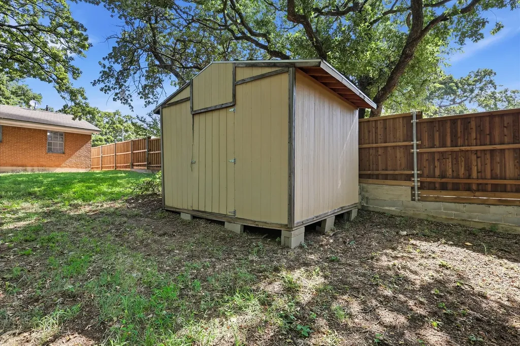 332 Ruth Street Denton TX 76205