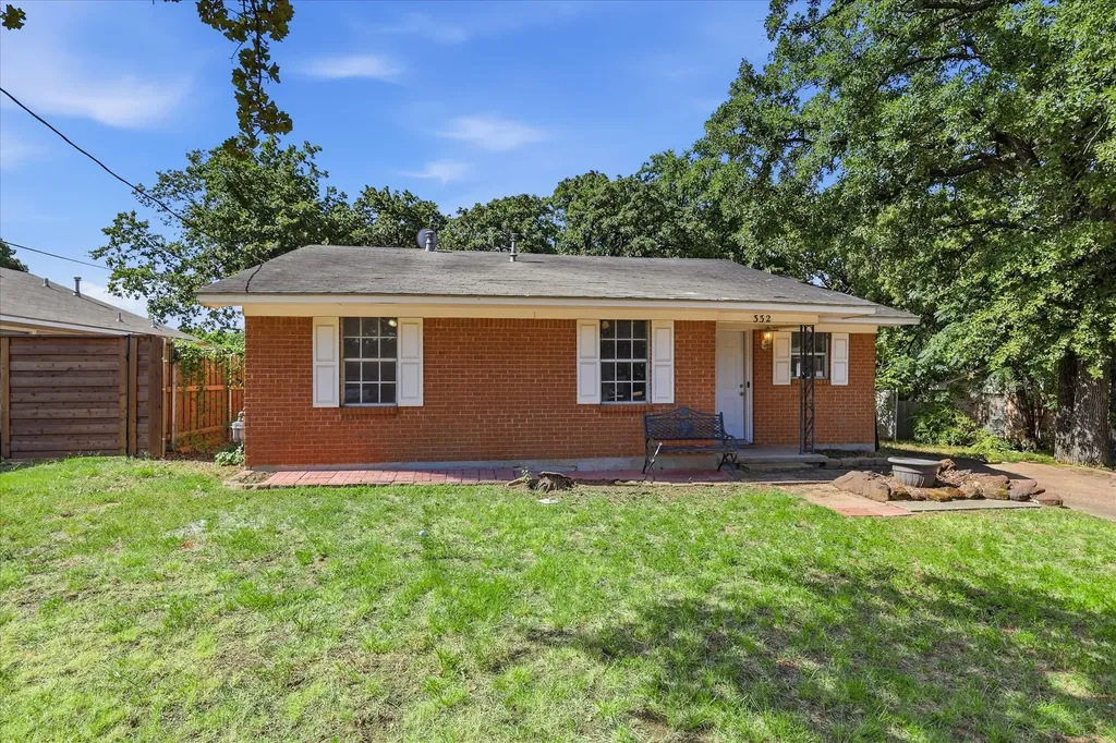 332 Ruth Street Denton TX 76205