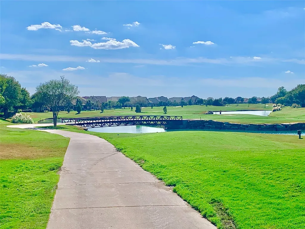 9400 Orangewood Trail Denton TX 76207