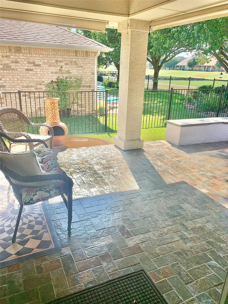9400 Orangewood Trail Denton TX 76207