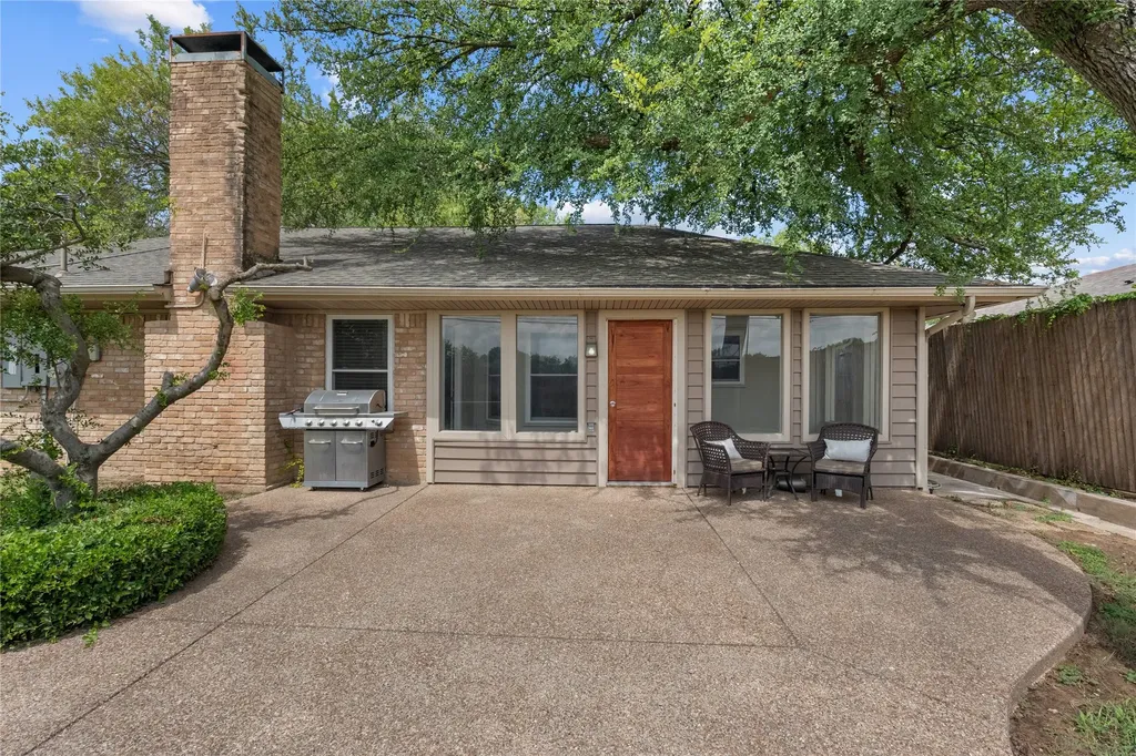 2509 Smouldering Wood Drive Arlington TX 76016