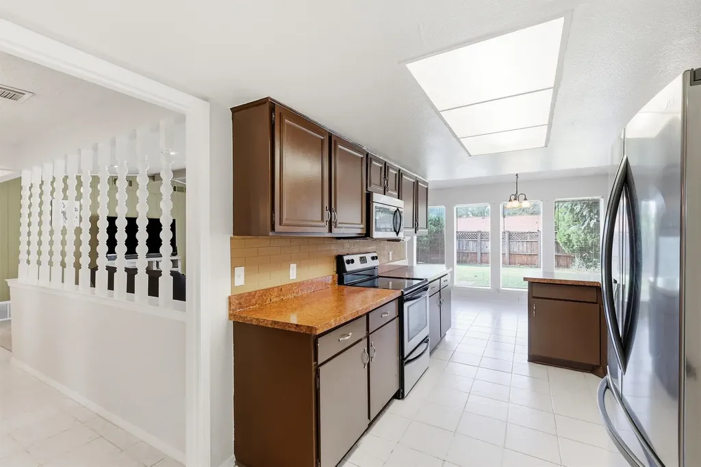 2601 Raintree Drive Plano TX 75074