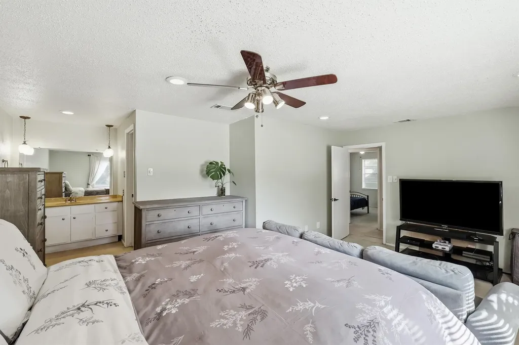 2601 Raintree Drive Plano TX 75074