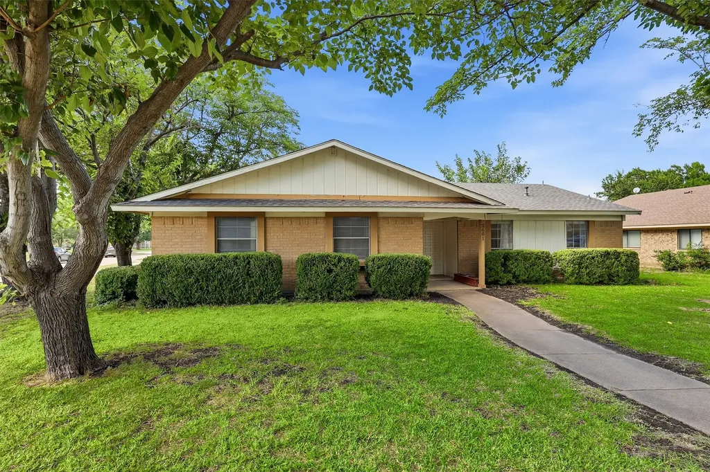 2601 Raintree Drive Plano TX 75074
