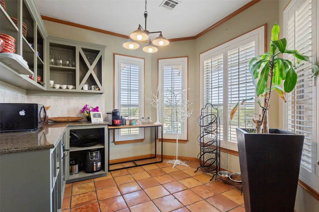 564 Sam Bass Road Mcgregor TX 76657
