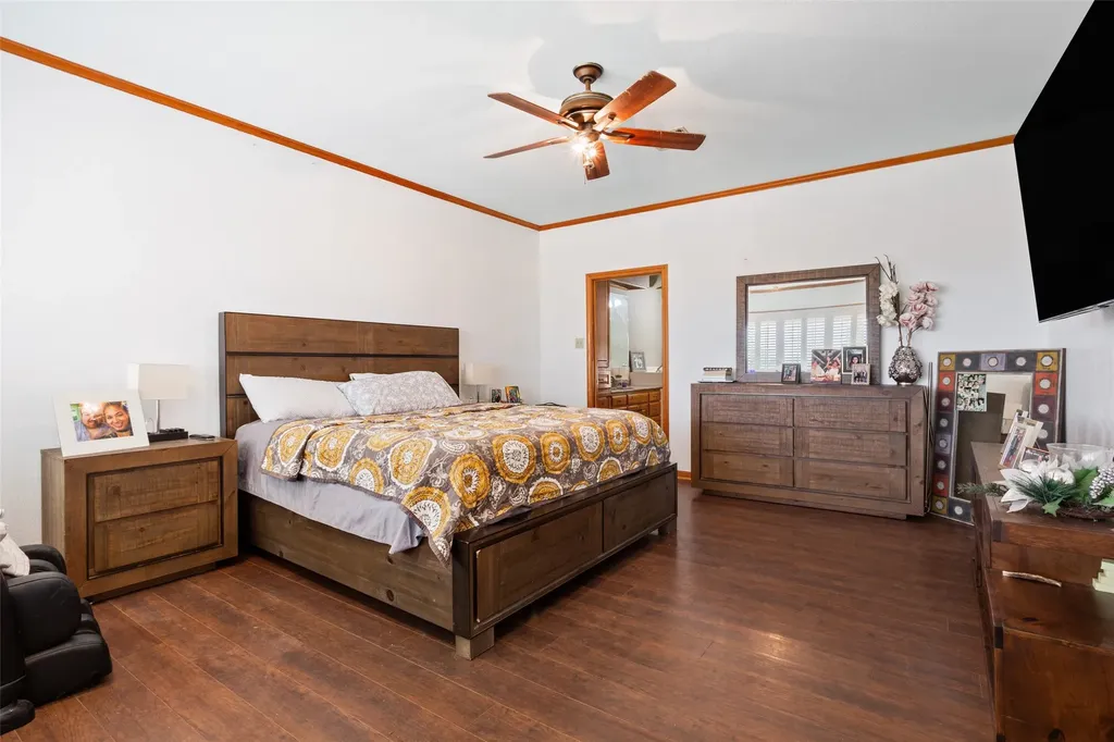 564 Sam Bass Road Mcgregor TX 76657