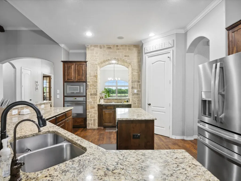 25459 Dove Hollow Drive Justin TX 76247