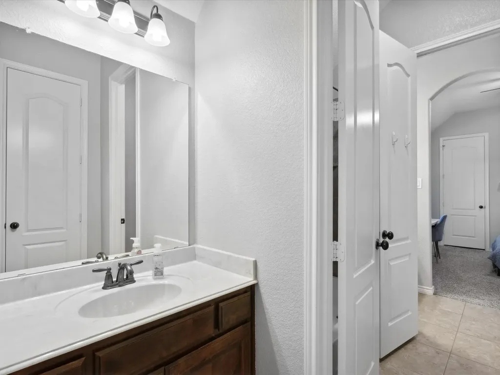 25459 Dove Hollow Drive Justin TX 76247
