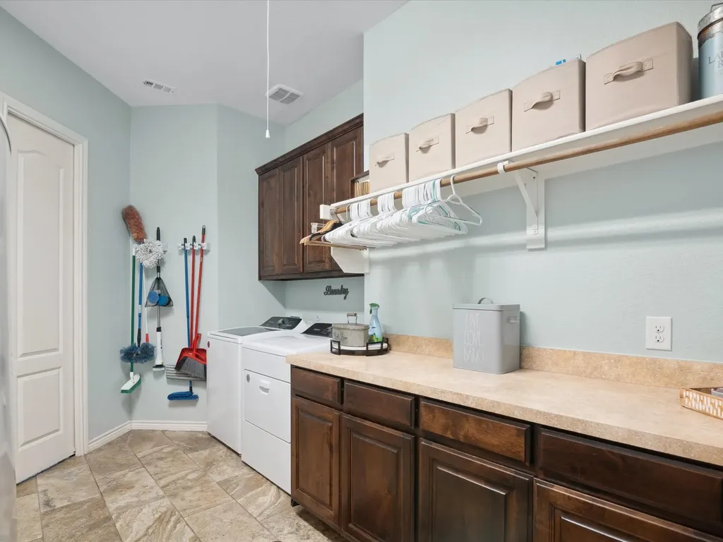 25459 Dove Hollow Drive Justin TX 76247