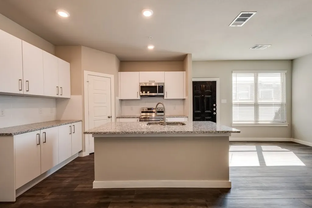 629 Wheatfield Drive Venus TX 76084