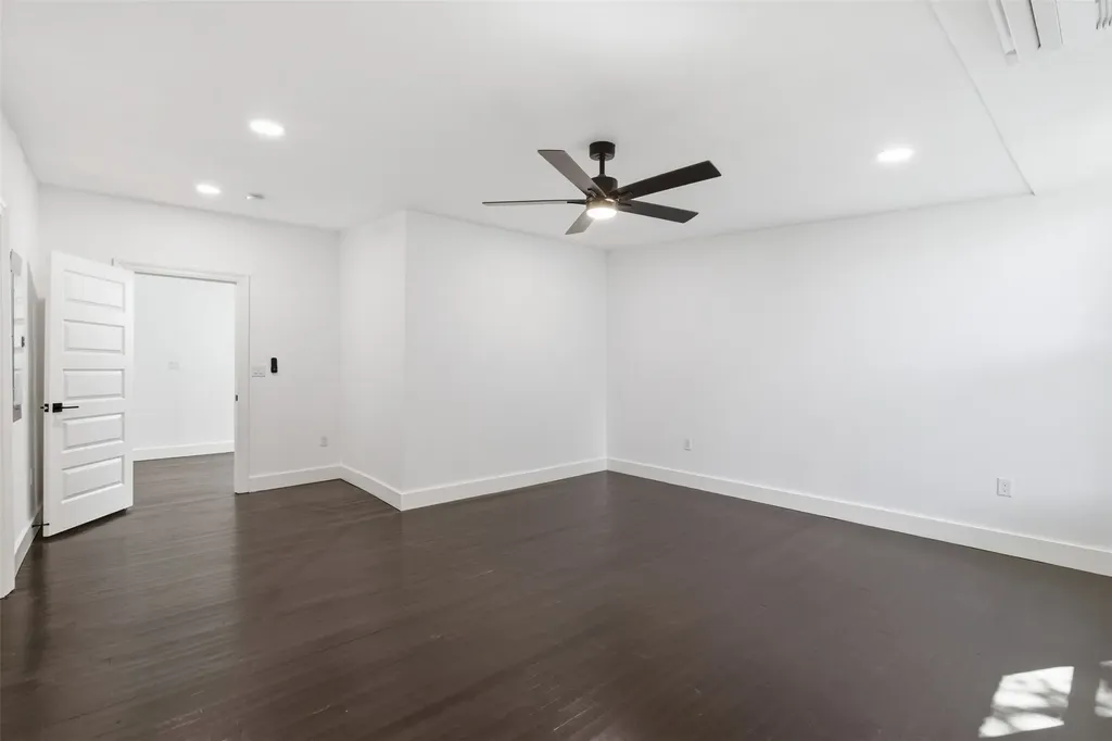 1407 Tranquilla Drive Dallas TX 75218