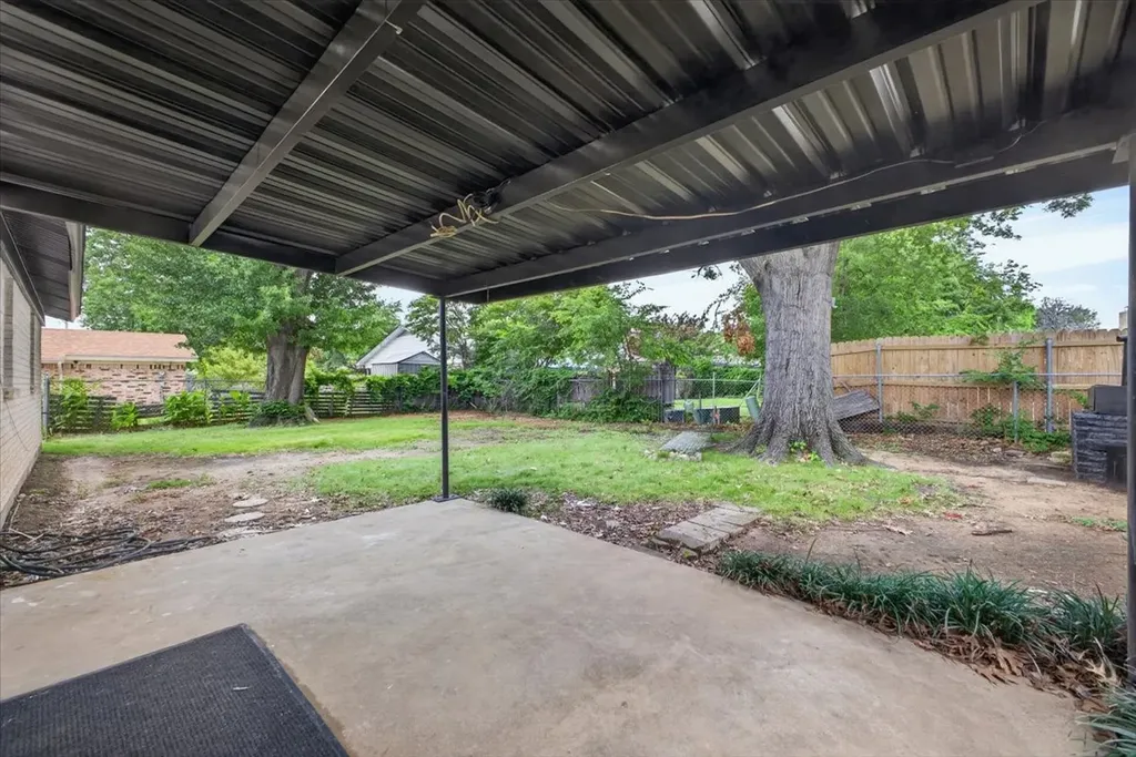 5202 Cloyce Court North Richland Hills TX 76180