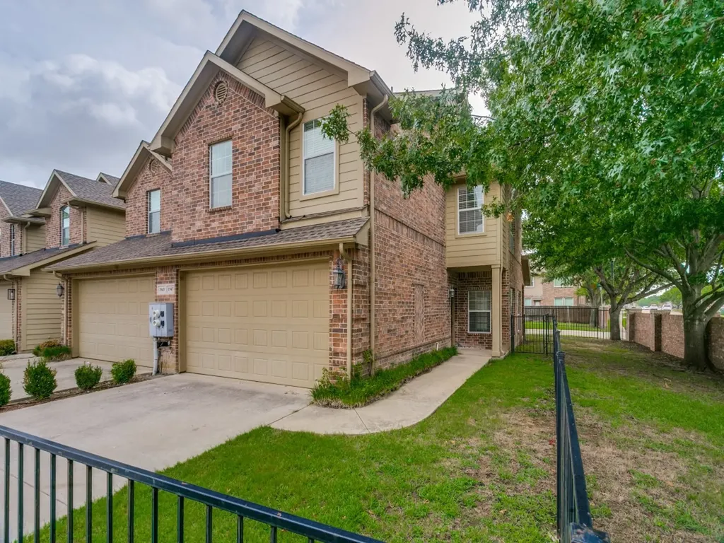 1947 Sherburne Street Lewisville TX 75067
