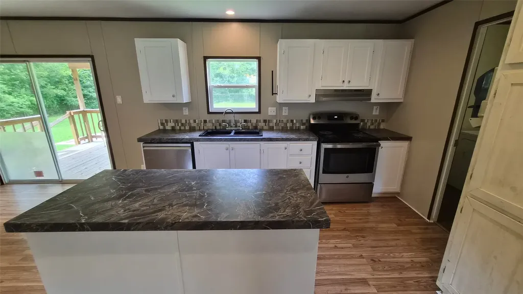 9932 Lareta Street Keithville LA 71047