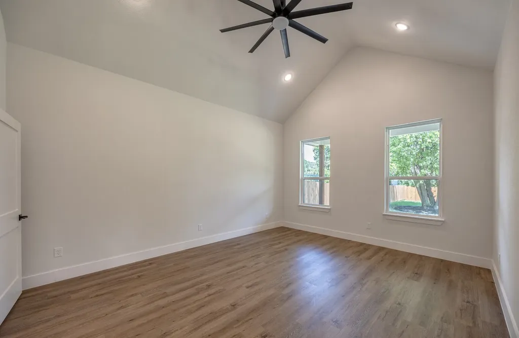 2904 Hiawatha Trail Lake Worth TX 76135