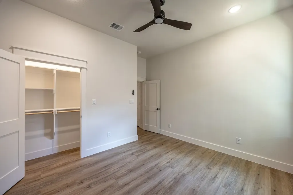2904 Hiawatha Trail Lake Worth TX 76135