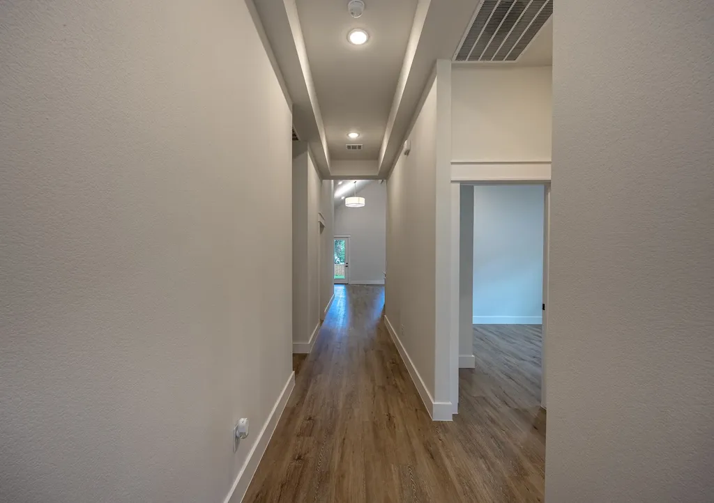 2904 Hiawatha Trail Lake Worth TX 76135