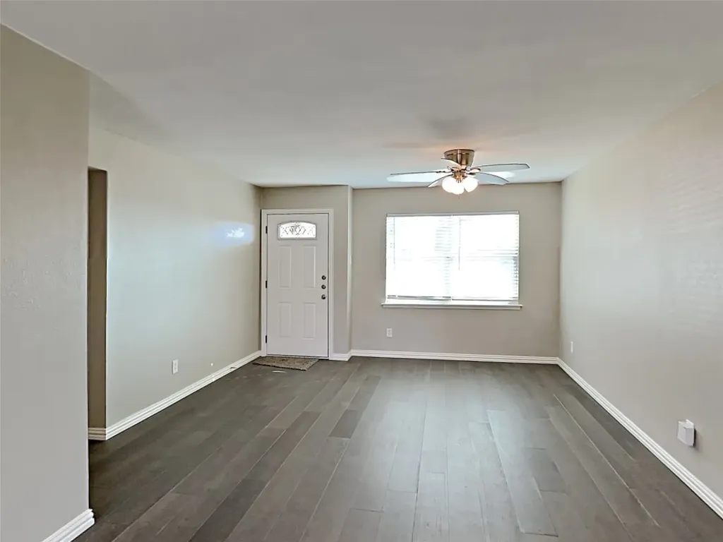 2877 Joanna Drive Farmers Branch TX 75234