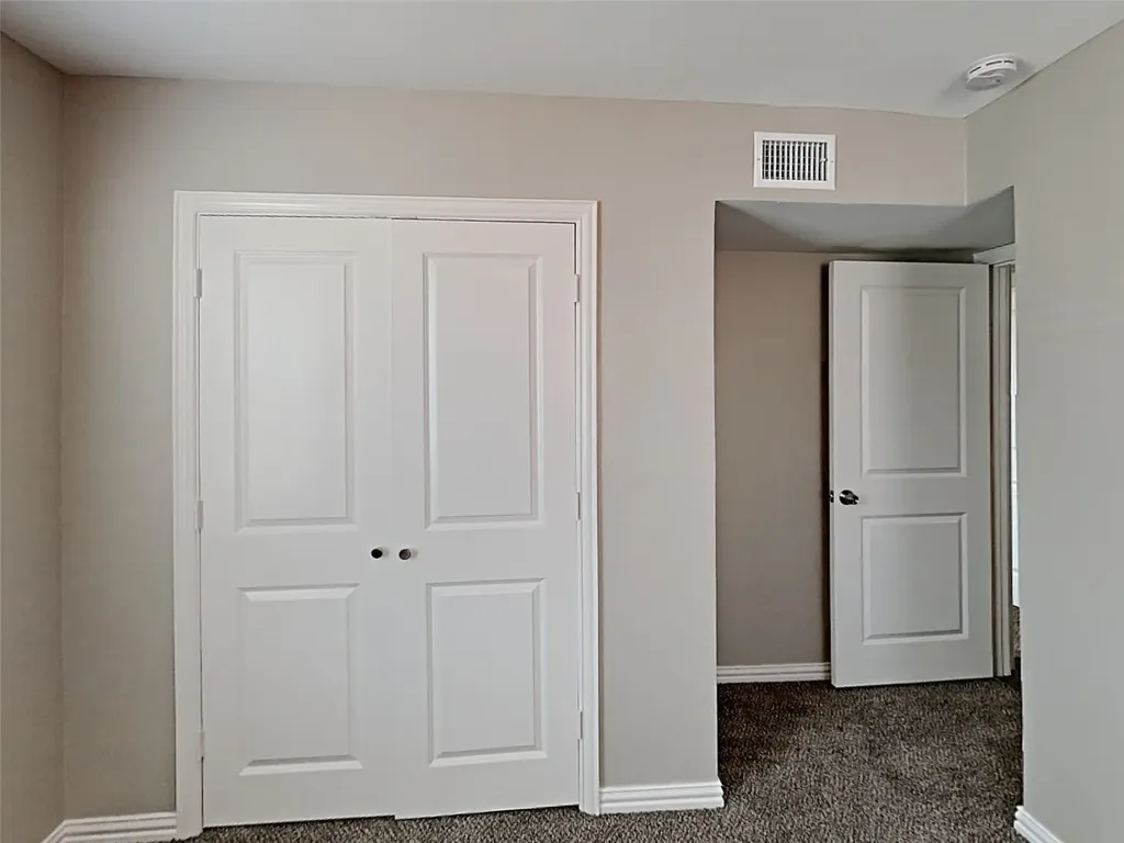 2877 Joanna Drive Farmers Branch TX 75234