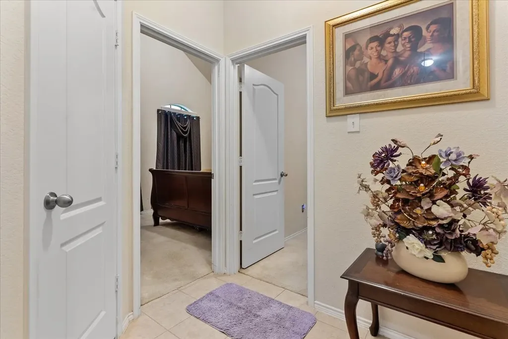 817 Trailwood Drive Desoto TX 75115