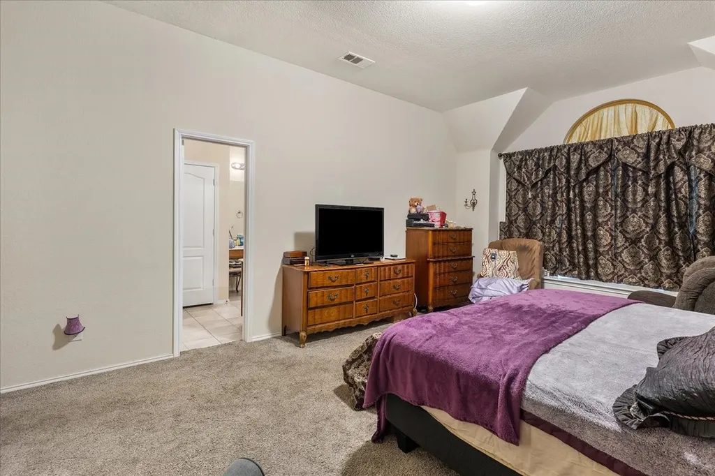 817 Trailwood Drive Desoto TX 75115