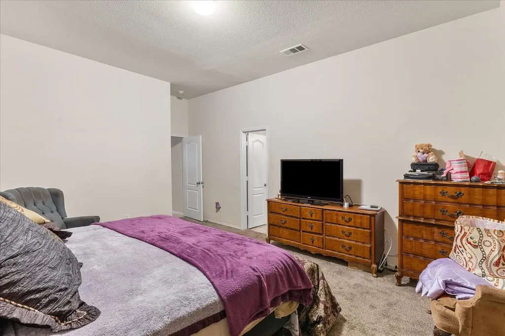 817 Trailwood Drive Desoto TX 75115