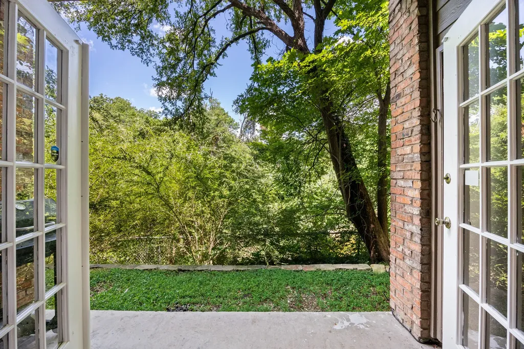9801 Royal Lane Dallas TX 75231