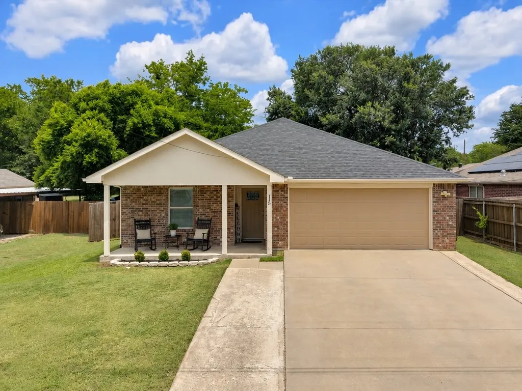 115 E Cason Street Irving TX 75061