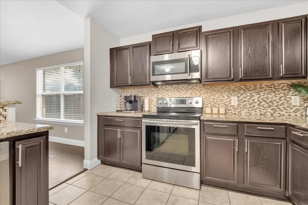 115 E Cason Street Irving TX 75061