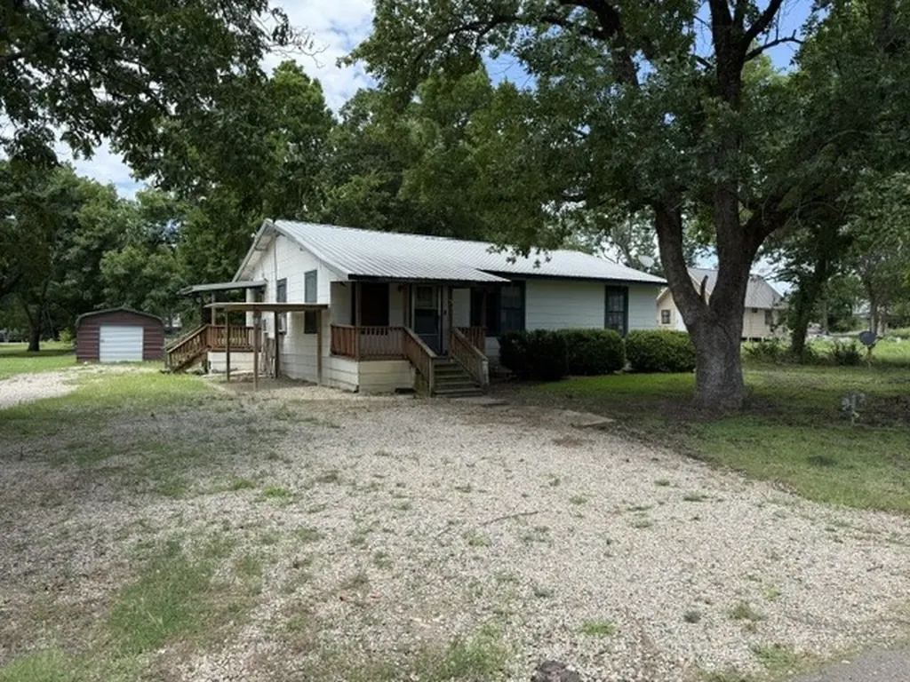 157 Cr 4320 Enloe TX 75441
