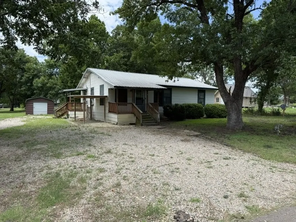 157 Cr 4320 Enloe TX 75441