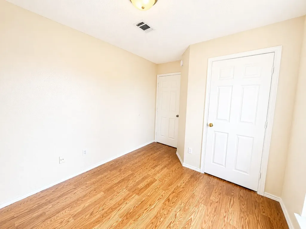 6212 Brookhaven Trail Arlington TX 76001