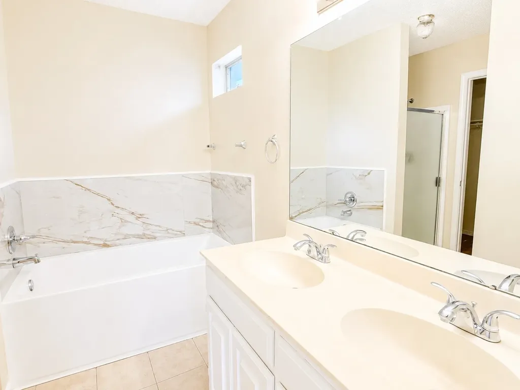 6212 Brookhaven Trail Arlington TX 76001