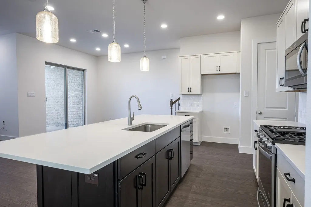 17769 Sage Lane Dallas TX 75252