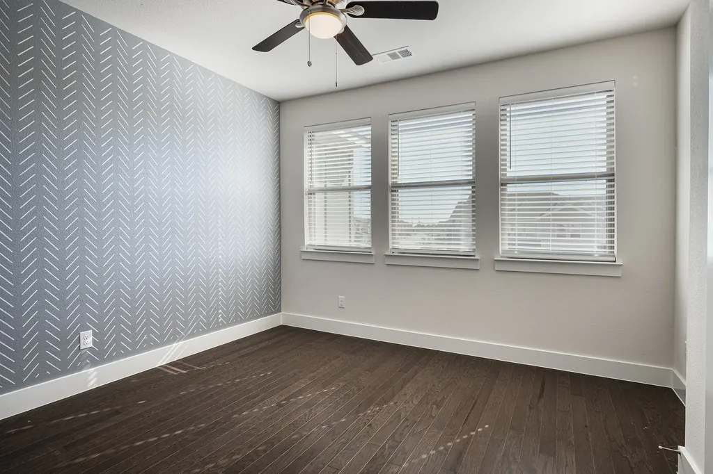 17769 Sage Lane Dallas TX 75252