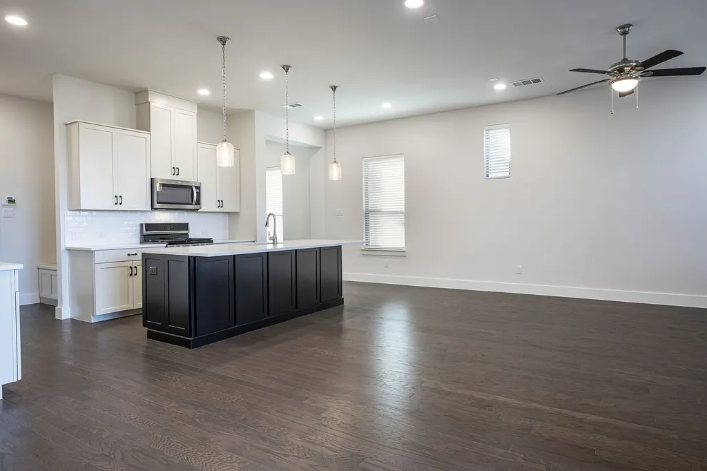 17769 Sage Lane Dallas TX 75252