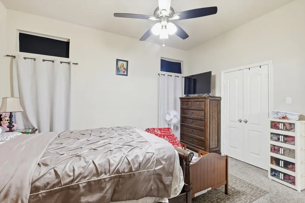 2988 Thames Trail Fort Worth TX 76118