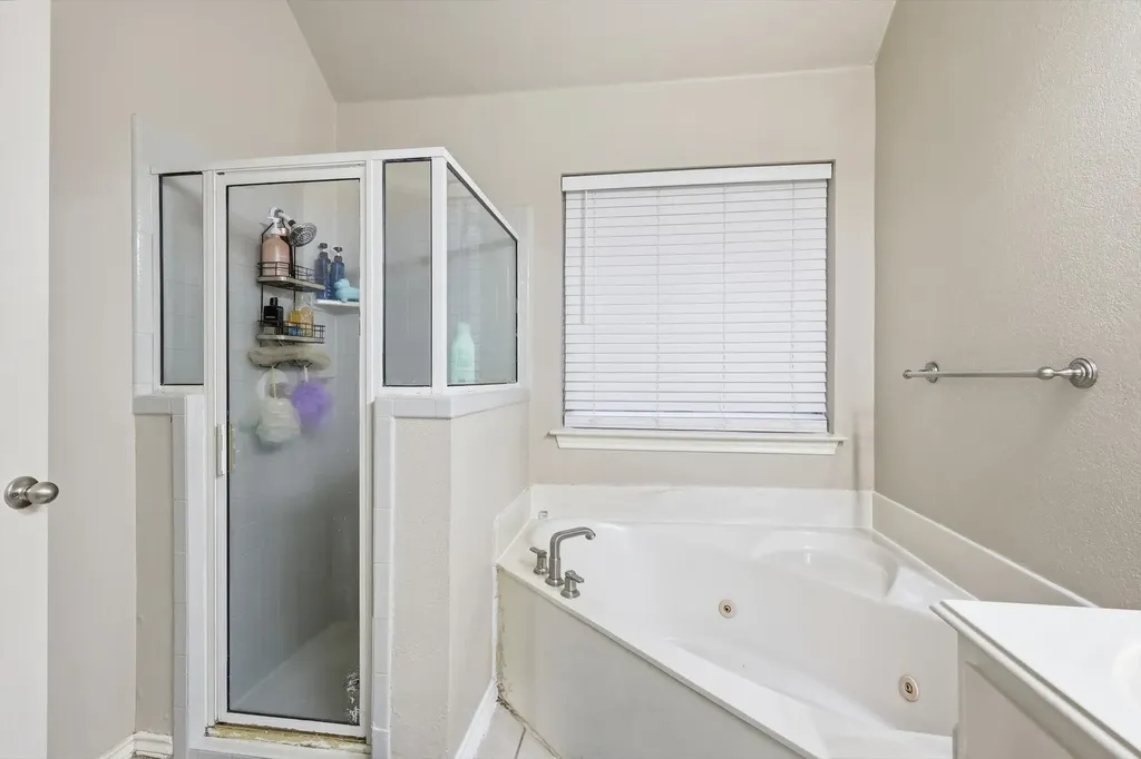 2988 Thames Trail Fort Worth TX 76118