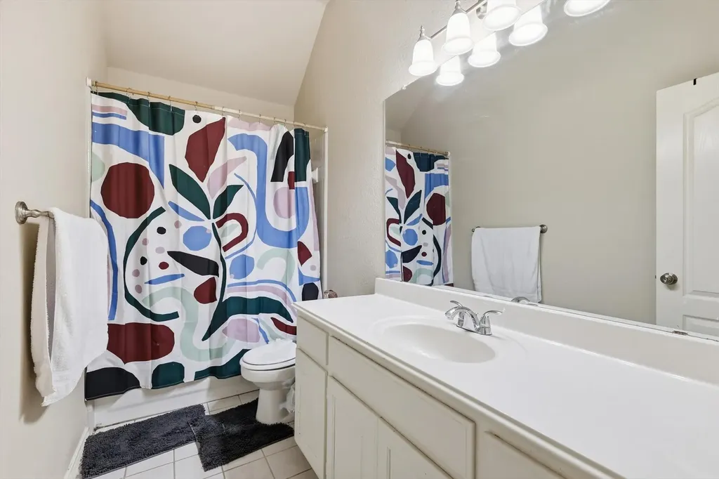 2988 Thames Trail Fort Worth TX 76118