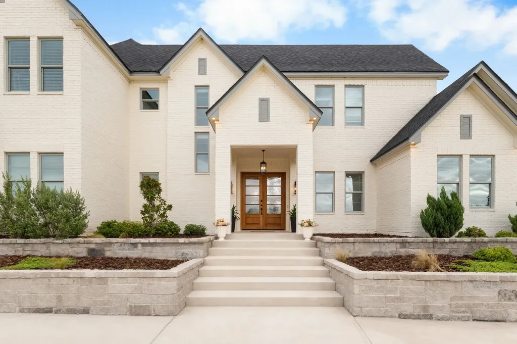 279 Royals Ranch Road Lorena TX 76655