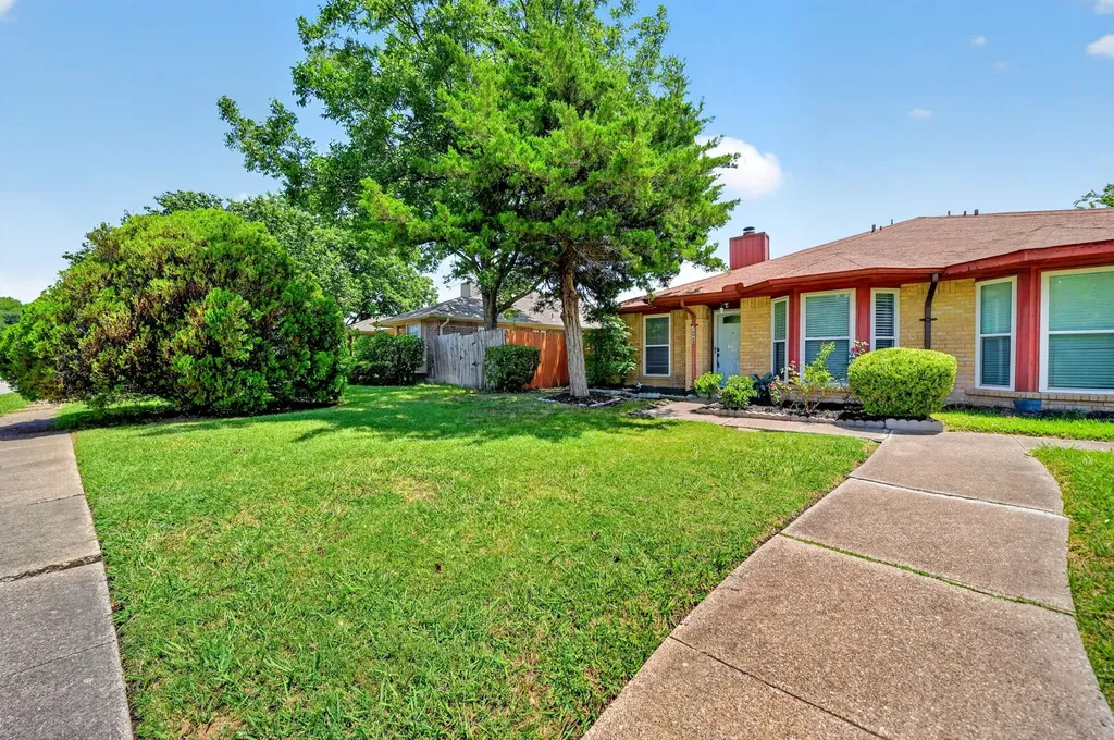 2606 Stanford Street Rowlett TX 75088