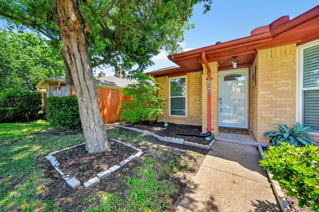 2606 Stanford Street Rowlett TX 75088