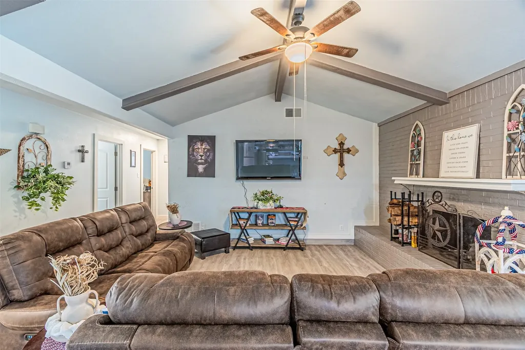 2608 Nelwin Place Arlington TX 76016
