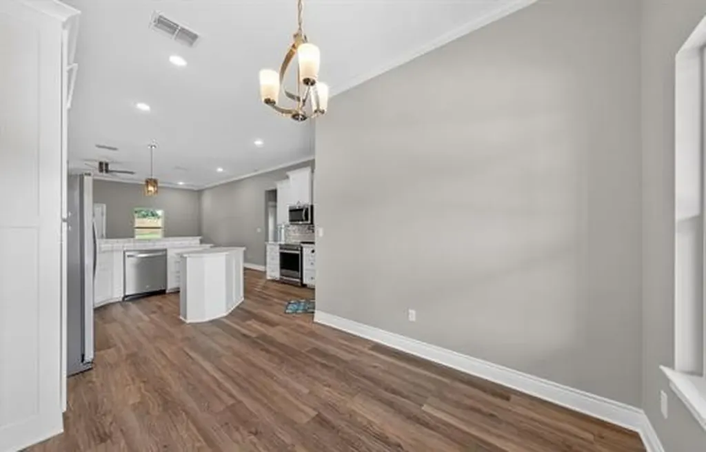 105 W Teal Drive Troup TX 75789