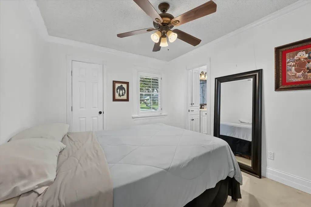 1946 Sussex Drive Carrollton TX 75007